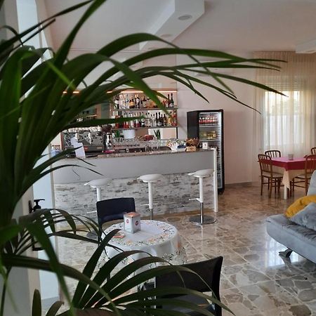 Hotel Barbiani Riccione Luaran gambar
