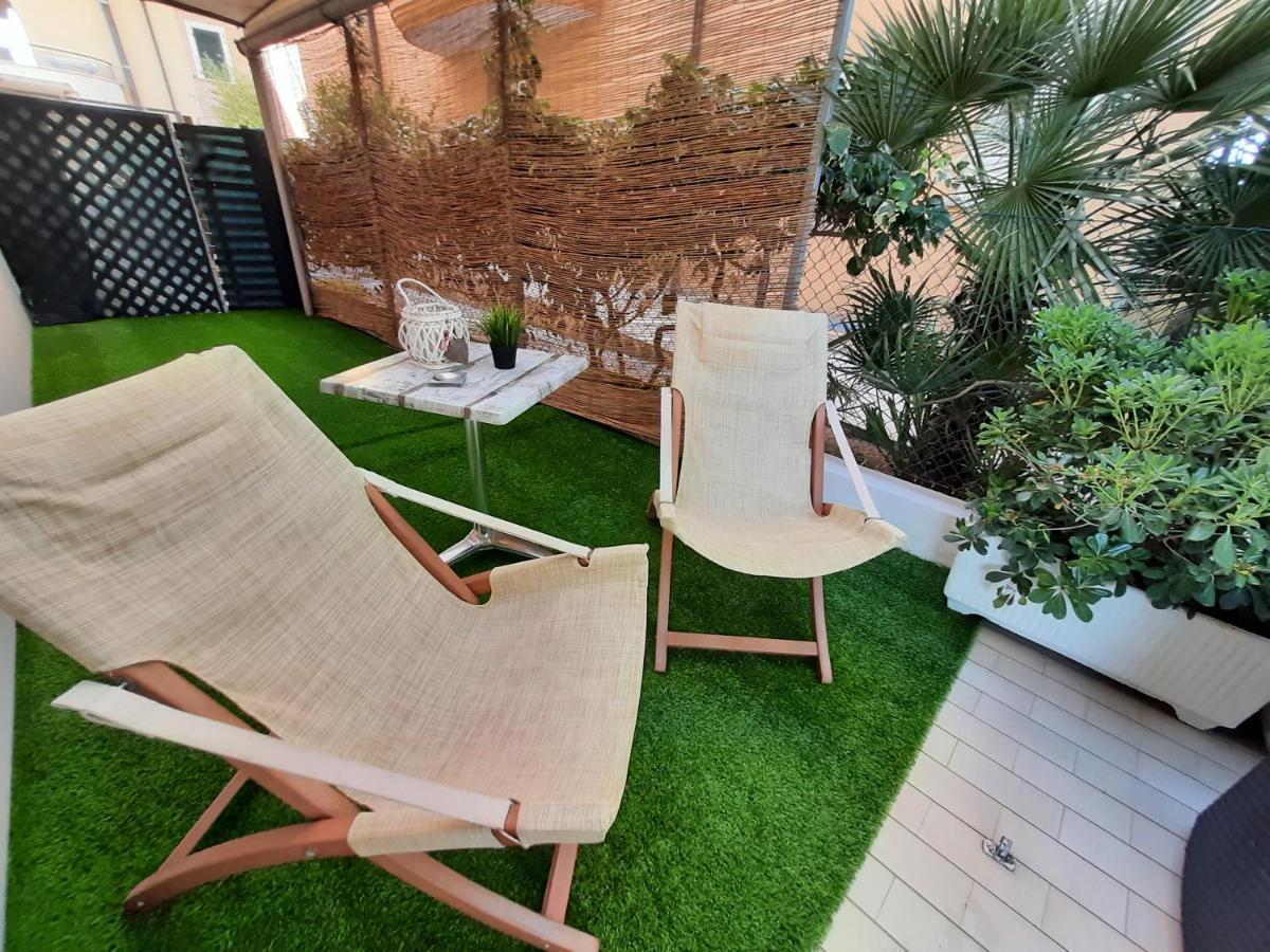 Hotel Barbiani Riccione Luaran gambar