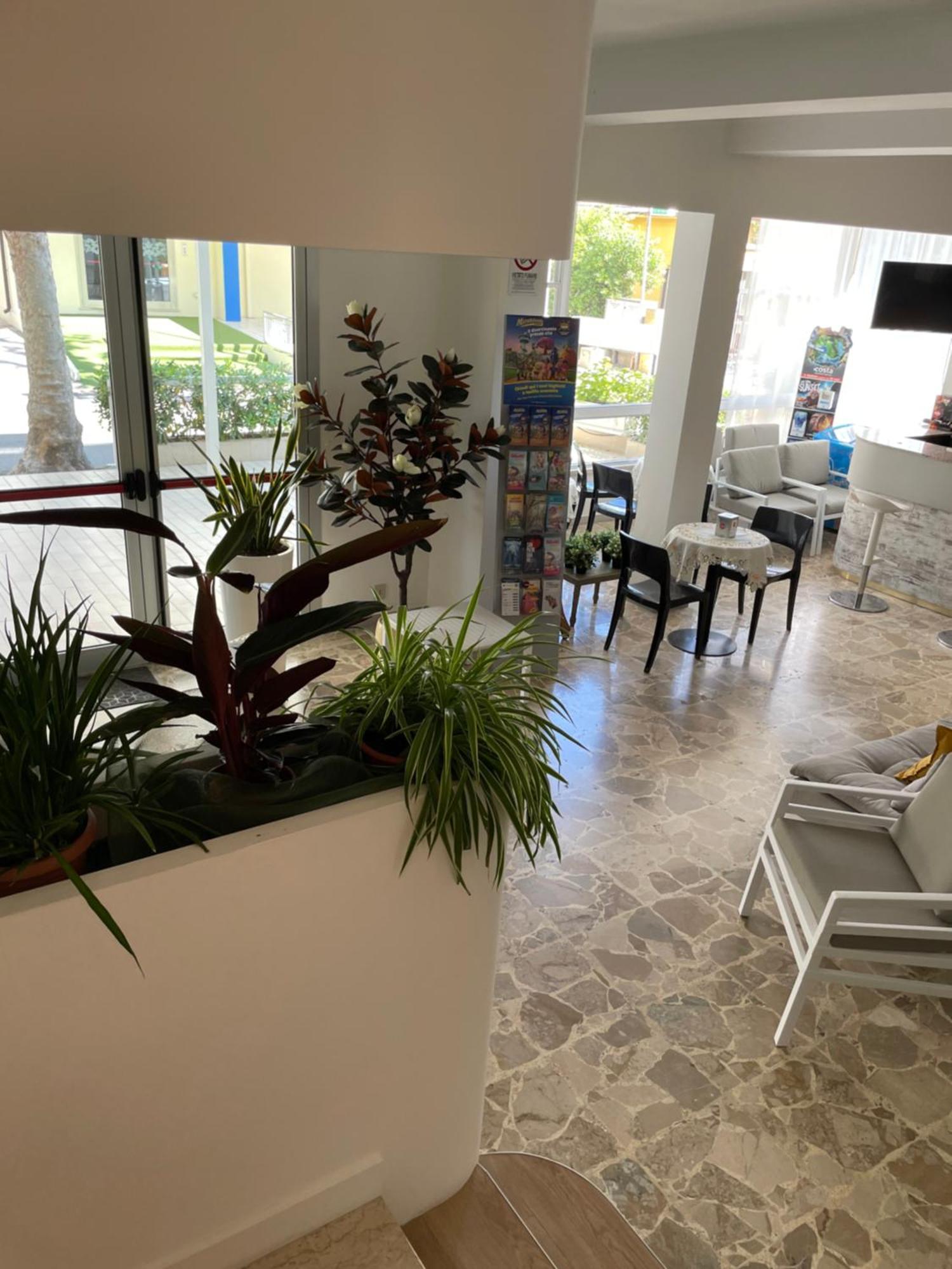 Hotel Barbiani Riccione Luaran gambar