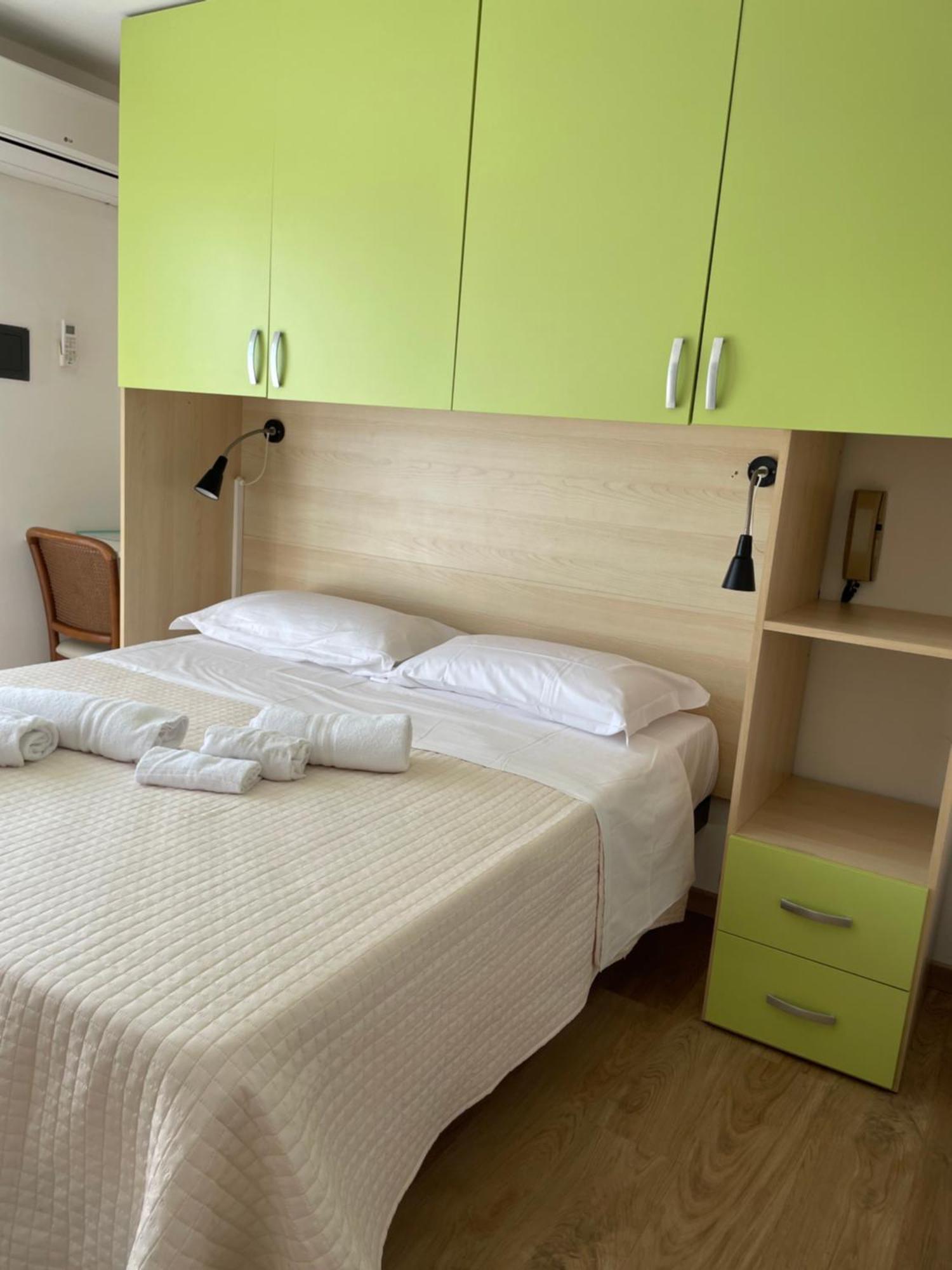 Hotel Barbiani Riccione Luaran gambar